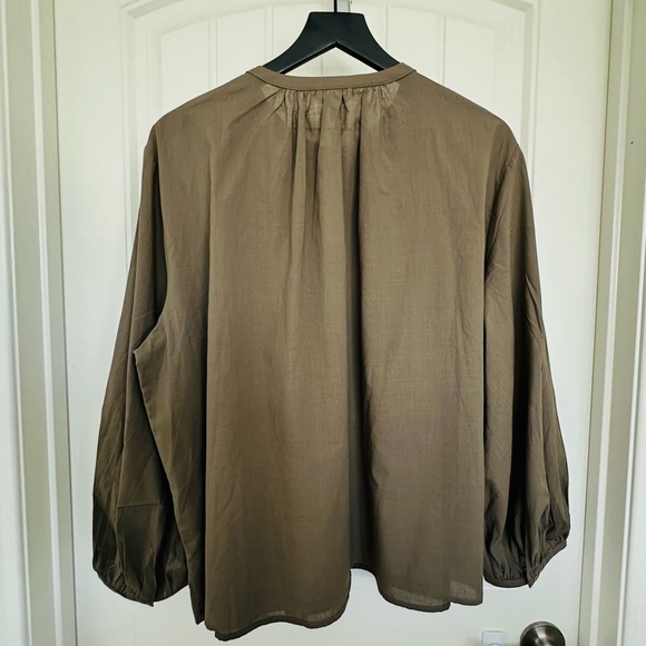 Banana Republic Cotton Voile Shirred Blouse in Army Green | XL | NWT - Picture 12 of 13
